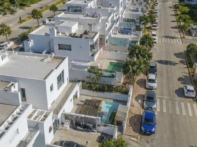 Exclusiva casa en venta Alhaurín de la Torre, Andalucía