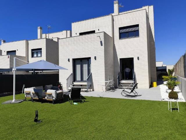 Exclusiva casa en venta Arroyomolinos, España