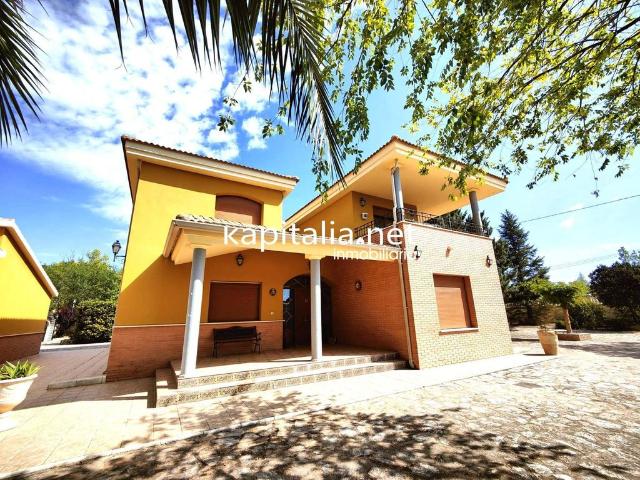 Exclusiva casa en venta Banyeres de Mariola, España