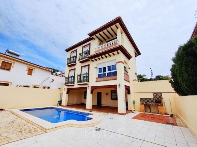 Exclusiva casa en venta Canillas de Albaida, Andalucía