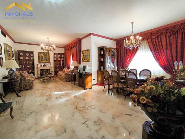 Exclusiva casa en venta Córdoba, España