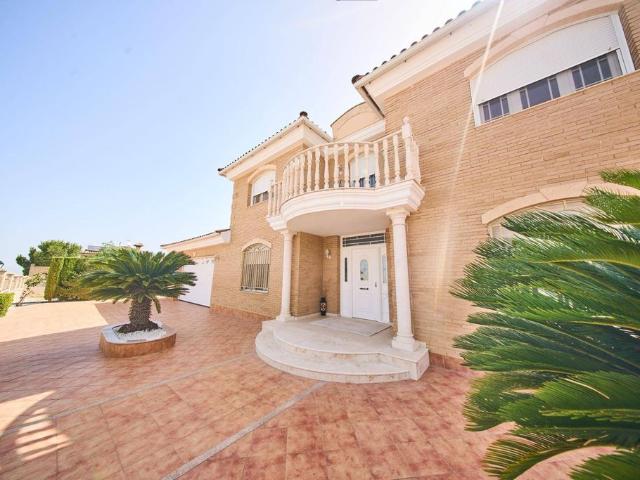 Exclusiva casa en venta Dílar, España