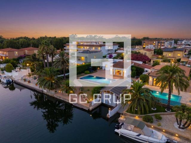 Exclusiva casa en venta Empuriabrava, España
