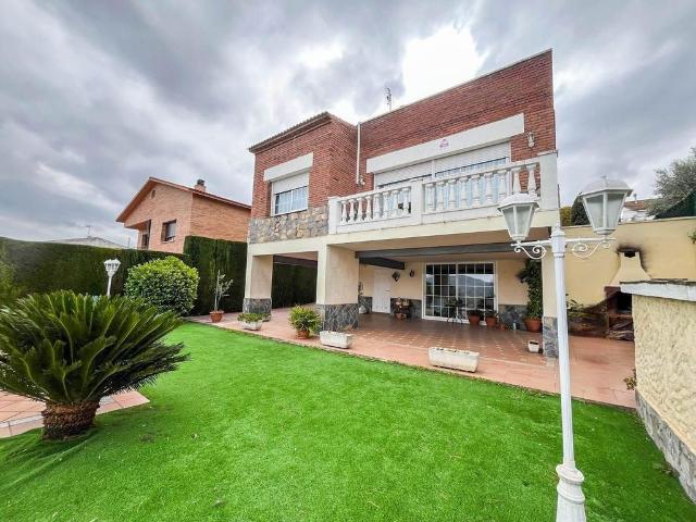 Exclusiva casa en venta Esparraguera, Cataluña