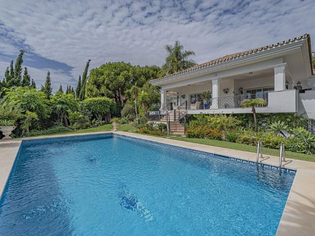 Exclusiva casa en venta Estepona, Andalucía