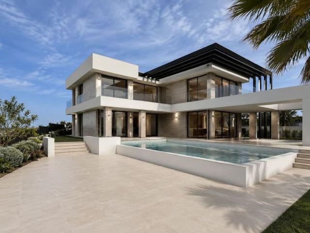 Exclusiva casa en venta Estepona, España