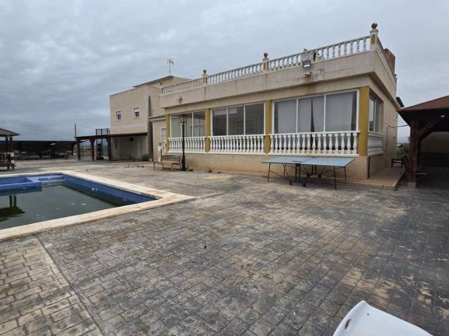 Exclusiva casa en venta La Marina, España