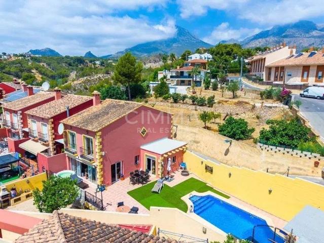 Exclusiva casa en venta la Nucia, España
