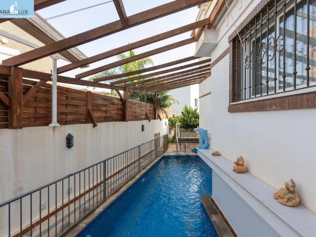 Exclusiva casa en venta Motril, Andalucía