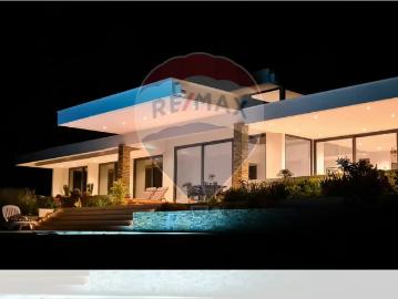 Moderna casa curacaví lomas del puangue | 3 Dormitorios por 10980.00 en Curacaví