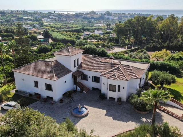 Exclusiva Casa rural de 562 m2 en venta Estepona, España