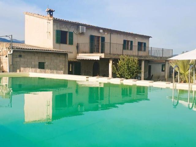 Exclusiva Casa rural de 238 m2 en venta Selva, España