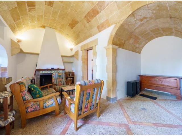 Exclusiva finca con licencia vacacional, a escasos minutos del centro de Artà
