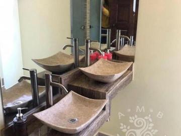 EXCLUSIVA FINCA EN VENTA CON ELEGANTE DISEÑO MEXICANO Y CABALLERIZAS. AMUEBLADA