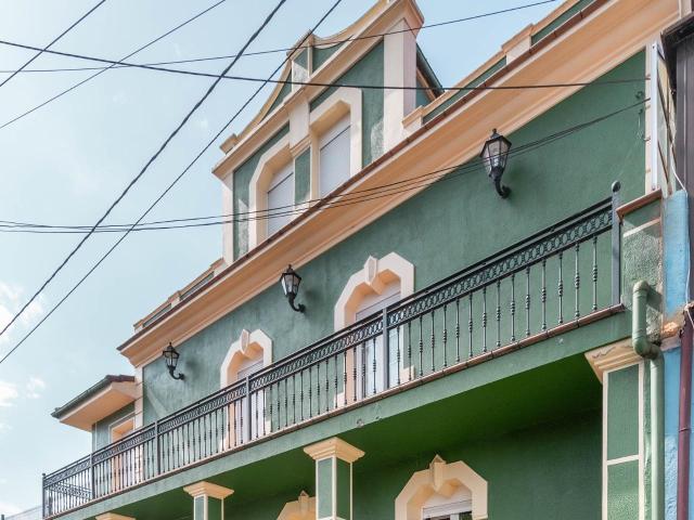 EXCLUSIVA FINCA INDIANA CASA, HÓRREO REHABILITADO, PORCHE, GARAJE Y JARDÍN