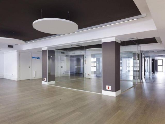 Exclusiva oficina de 438 mq en alquiler Barcelona, Cataluña