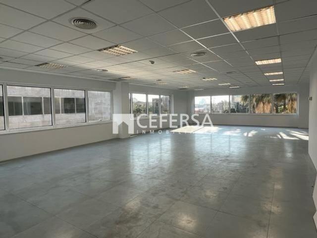 Exclusiva oficina de 187 mq en alquiler Cornellà de Llobregat, España