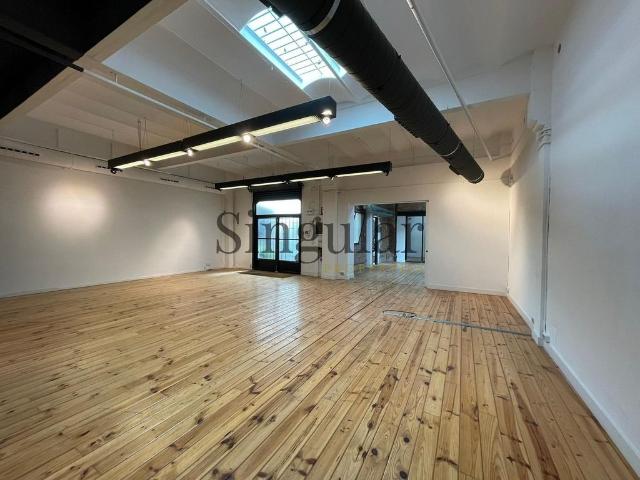 Exclusiva oficina de 213 mq en alquiler Barcelona, Cataluña
