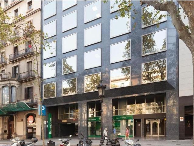 Exclusiva oficina de 280 mq en alquiler Barcelona, España