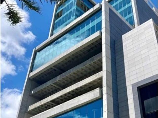 Exclusiva oficina en venta Nueva Caracas, Venezuela