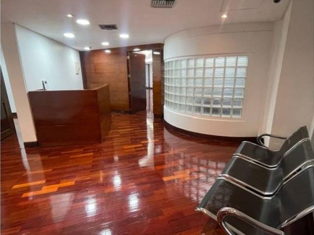 Oficina de lujo en alquiler Nueva Caracas, Distrito Capital