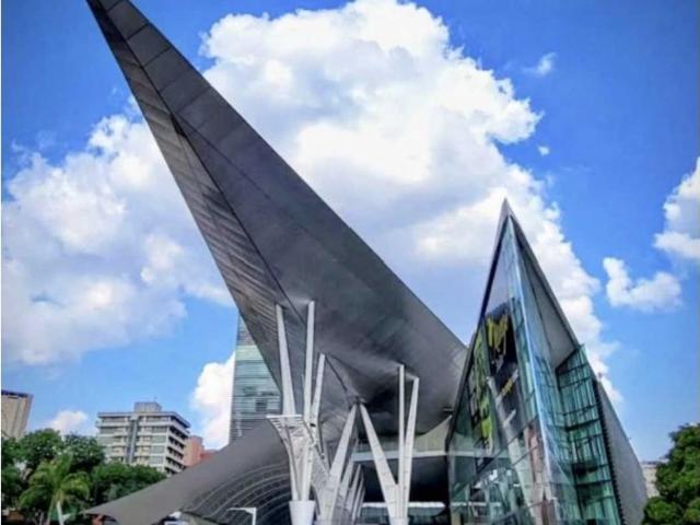 Oficina de lujo en alquiler Nueva Caracas, Distrito Capital