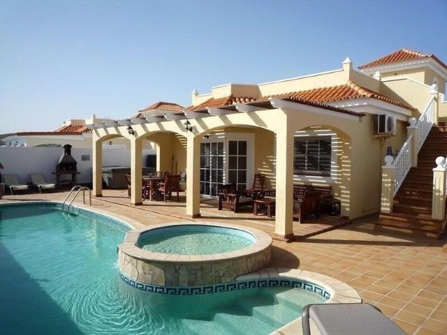 ¡Exclusiva oportunidad en el Campo de Golf Elba, Caleta de F. 210m² Caleta de Fuste
