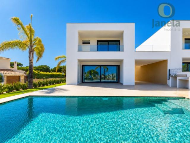 Exclusiva Moradia T3 Próxima da Marina de Vilamoura e das Praias do Triângulo Dourado