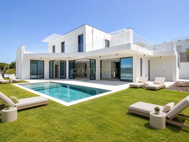 Exclusiva Moradia de Luxo T4 a Estrear com Piscina | Cotovia, Sesimbra