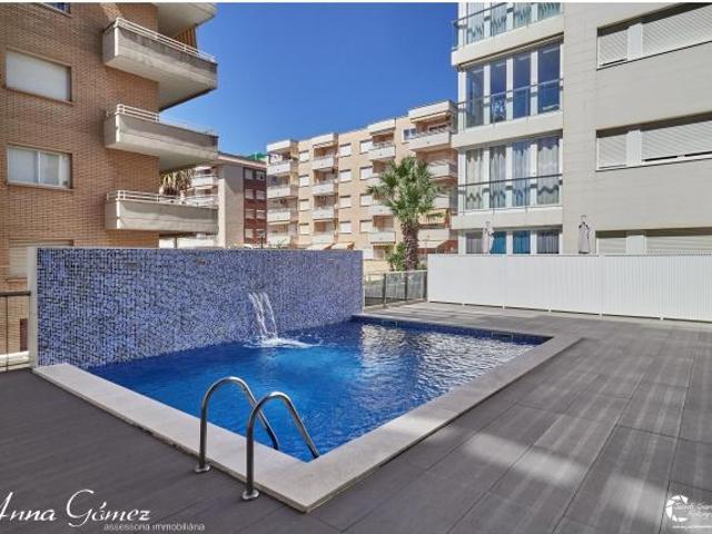Exclusiva Planta Baja en Primera Línea de Mar Calafell