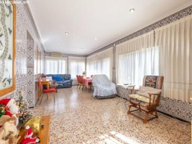 Exclusiva propiedad con vivienda, restaurante y amplio terreno – Casa de campo con gran potencial