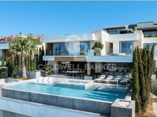 Exclusiva residencia contemporánea con vistas al mar en The Hills, La Quinta