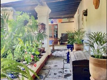 Exclusiva Residencia Colonial en Francisco Sosa,Coyoacan