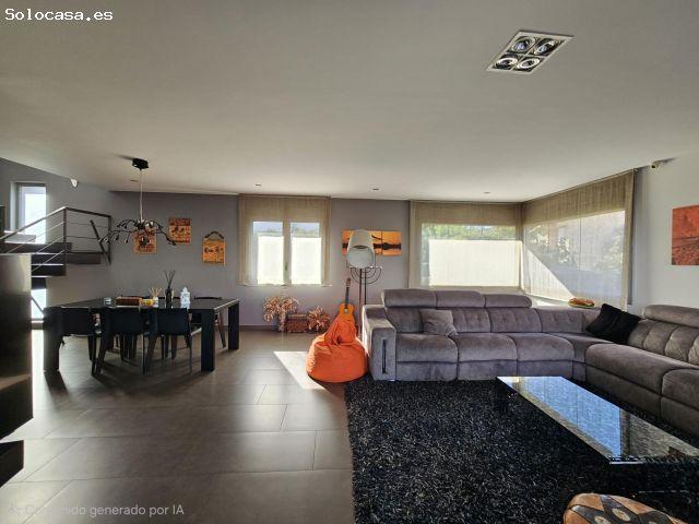 Exclusiva residencia de lujo con piscina privada, escalera flotante y rápida conexión con Girona