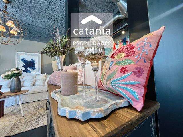 Exclusiva tienda en Alquiler con Traspaso