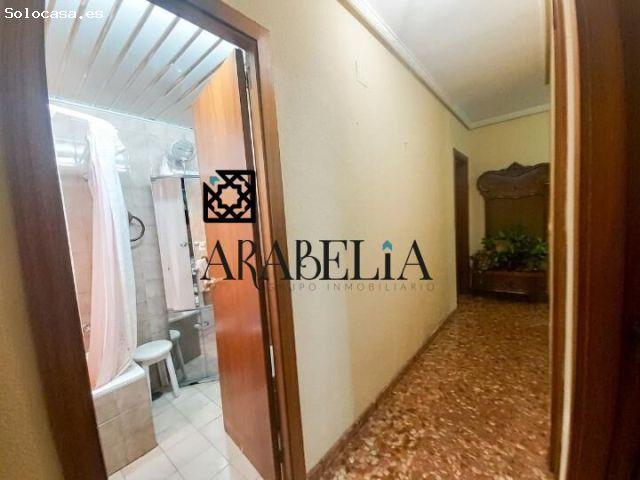 ? ¡EXCLUSIVA! Tu nuevo hogar en una ubicación inmejorable en Huerta la Reina, Córdoba