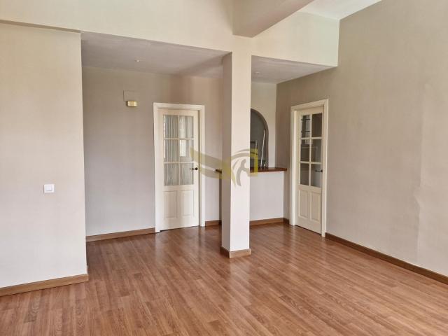 Exclusiva vivienda con terraza en el corazón del Porvenir