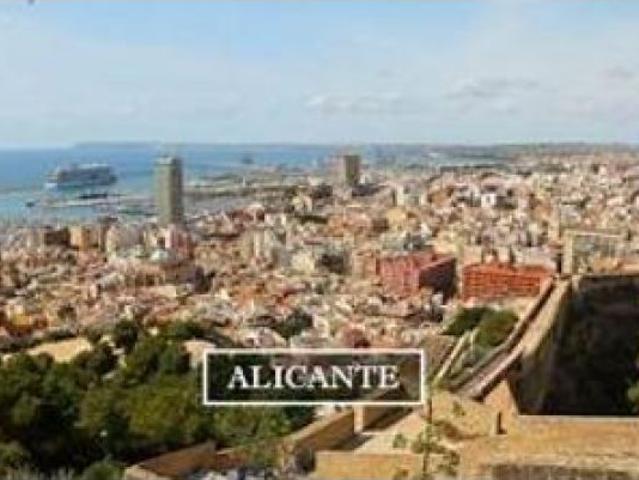 ✨ Exclusiva vivienda con terraza y vistas espectaculares en pleno corazón de Alicante | Garaje, ampl