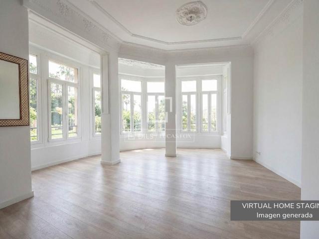 Exclusiva vivienda, con una superficie construida de 140 m². 139m² Valencia