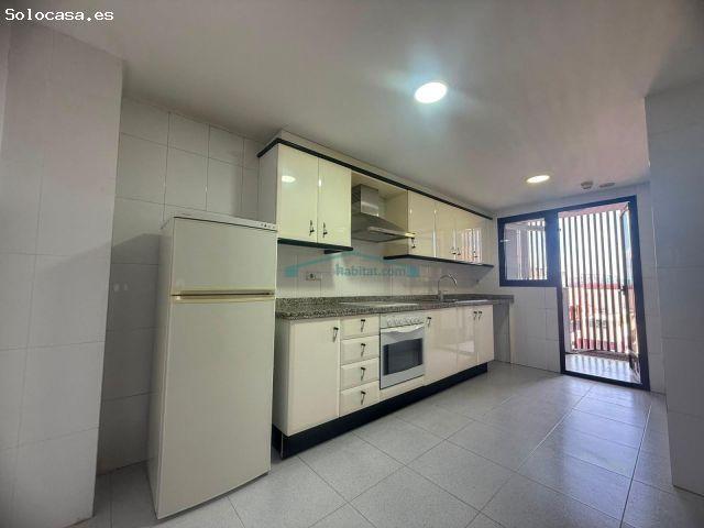 Exclusiva vivienda de 157 m2 con garaje doble en Penya Roja