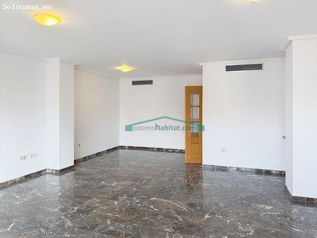 Exclusiva vivienda de 157 m2 con garaje doble en Penya Roja