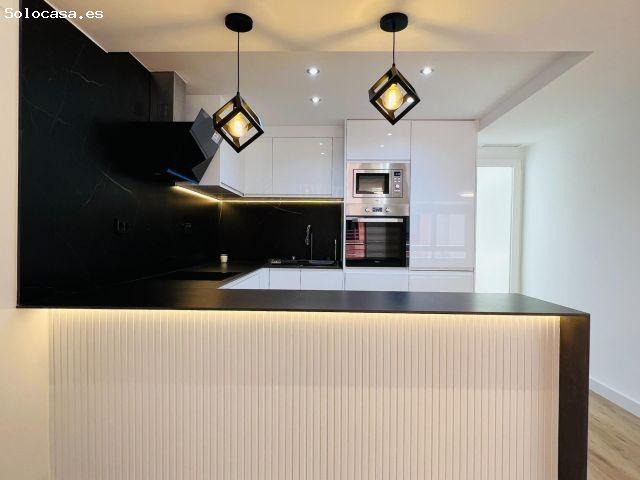 EXCLUSIVA VIVIENDA DE DISEÑO CON GARAJE EN EL CORAZÓN DE ALICANTE
