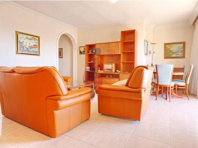 Exclusiva vivienda en primera línea de playa – Edificio Casablanca