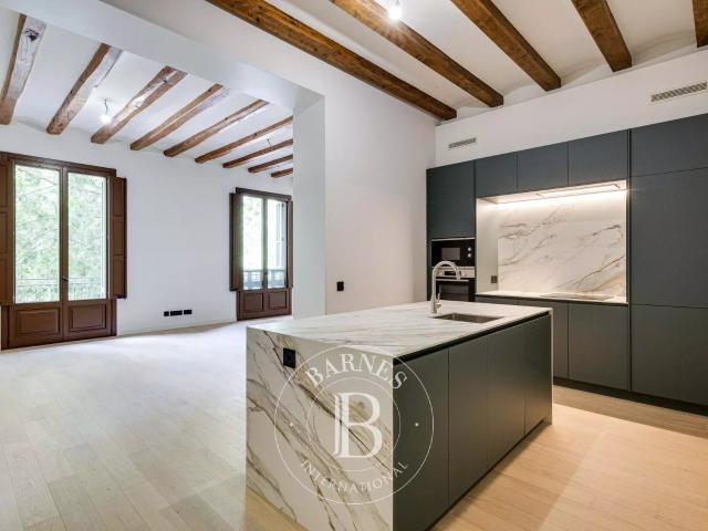 Exclusiva vivienda en Rambla Catalunya 109m² Barcelona