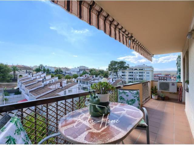 Amplio piso de 110 m² con gran balcón y vistas despejadas en Sant Joan