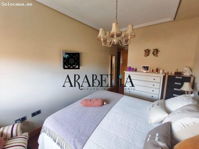 EXCLUSIVA VIVIENDA EN VIAL NORTE