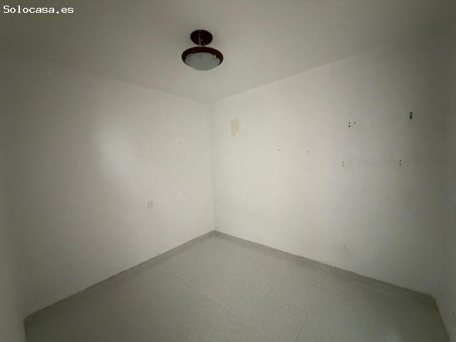 EXCLUSIVA VIVIENDA EN VINAROZ A POCOS METROS DEL MAR – AMPLITUD, PISCINA Y PARKING