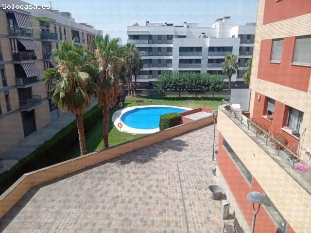 Exclusiva vivienda seminueva de 115 m² con piscina, garaje y trastero en Molí