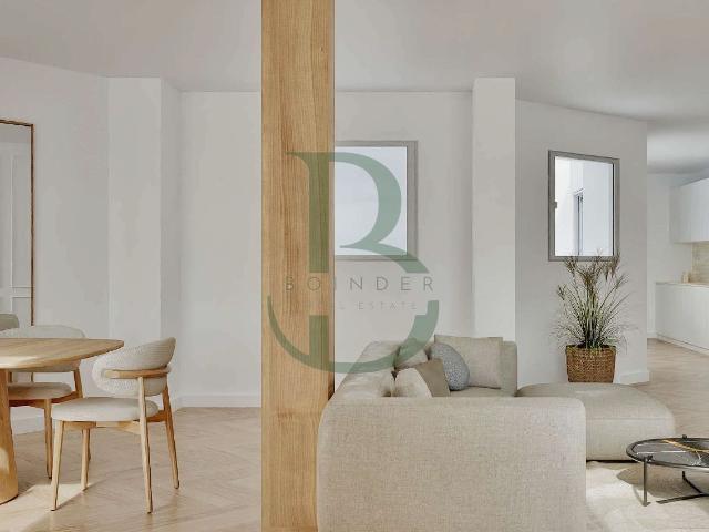 EXCLUSIVA VIVIENDA REFORMADA CON TERRAZA EN ARGÜELLES