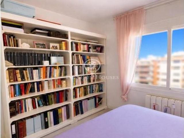 Exclusiva vivienda reformada con parking incluido en Avenida de Roma